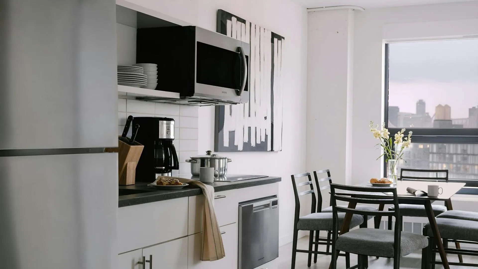 Sonder Court Square Aparthotel New York